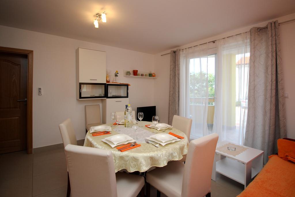 Apartments Koritnik Punat Room photo