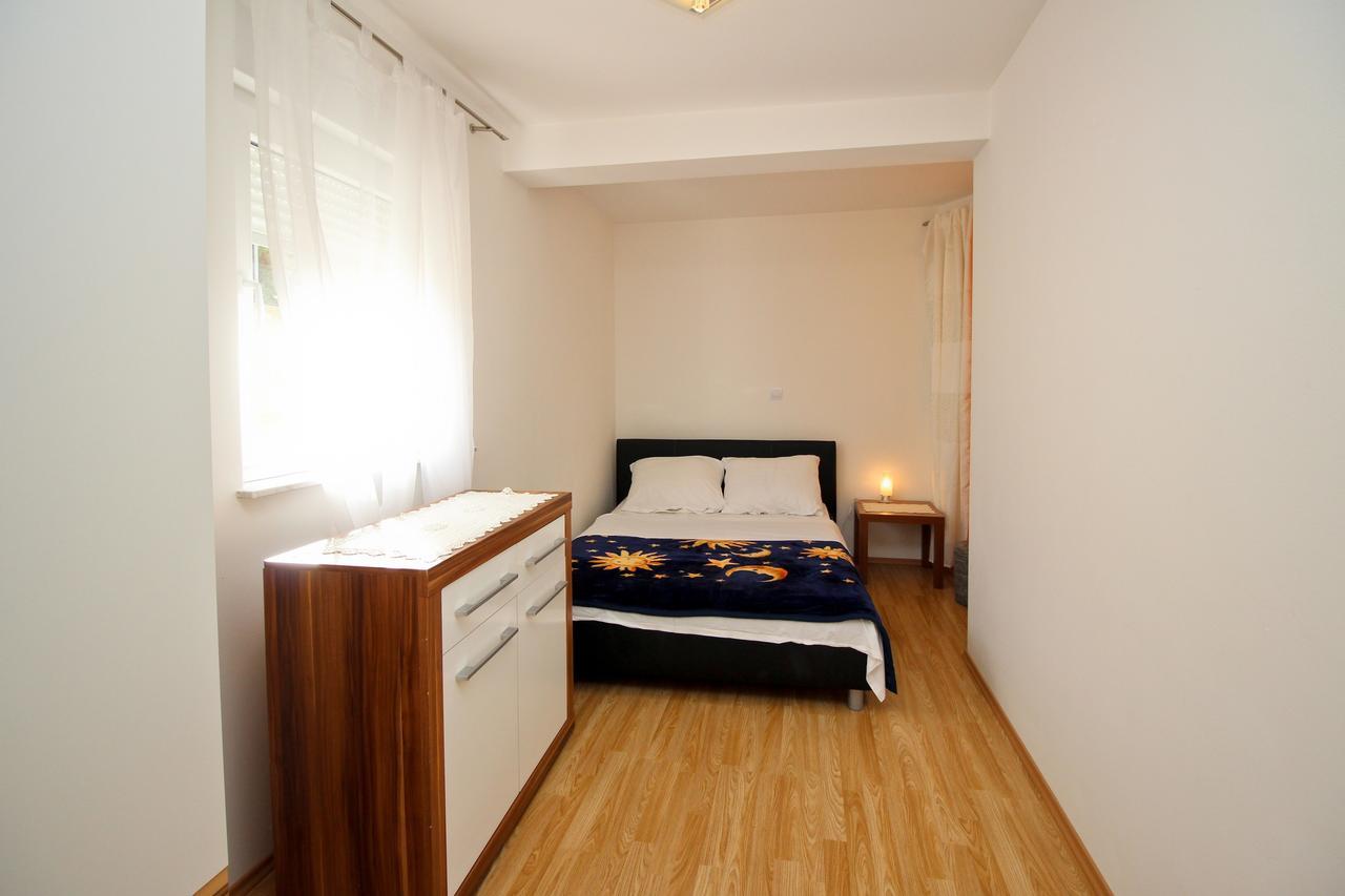 Apartments Koritnik Punat Exterior photo
