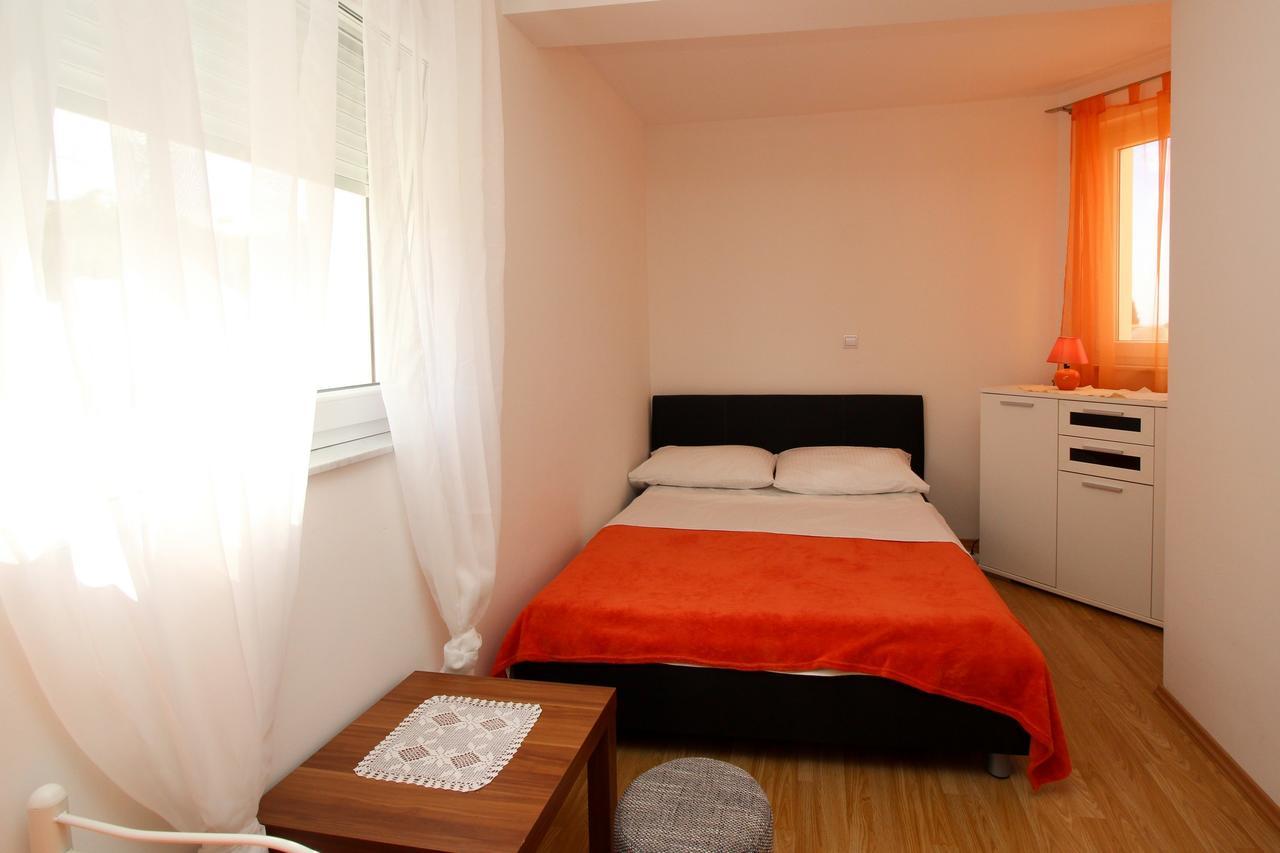 Apartments Koritnik Punat Exterior photo