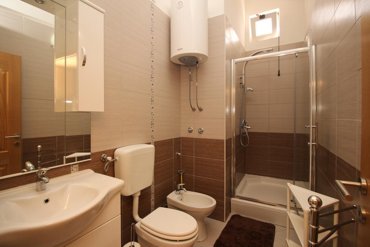 Apartments Koritnik Punat Exterior photo