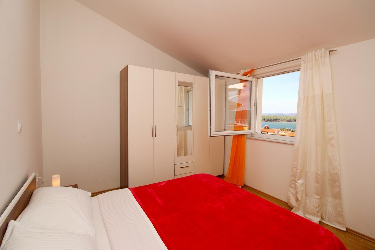 Apartments Koritnik Punat Exterior photo