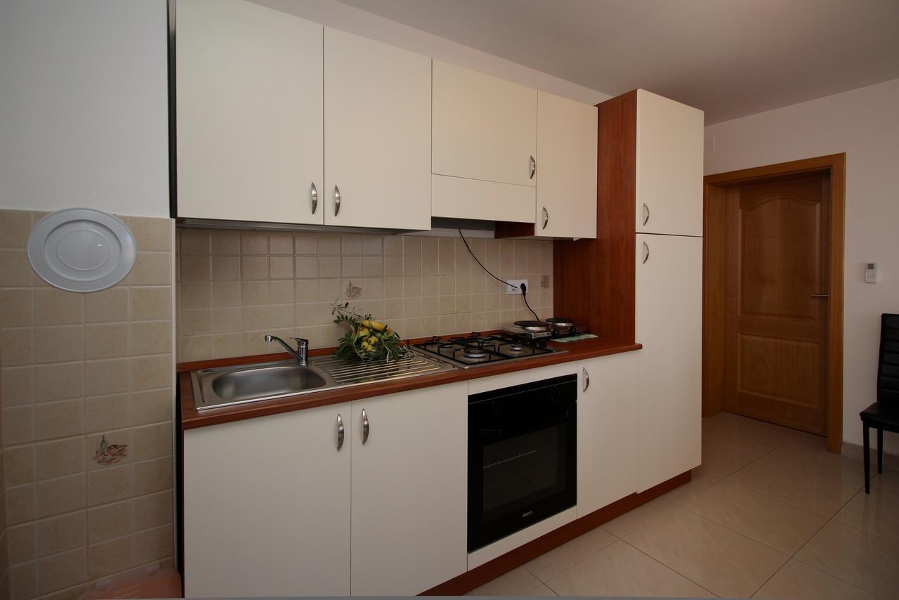 Apartments Koritnik Punat Exterior photo