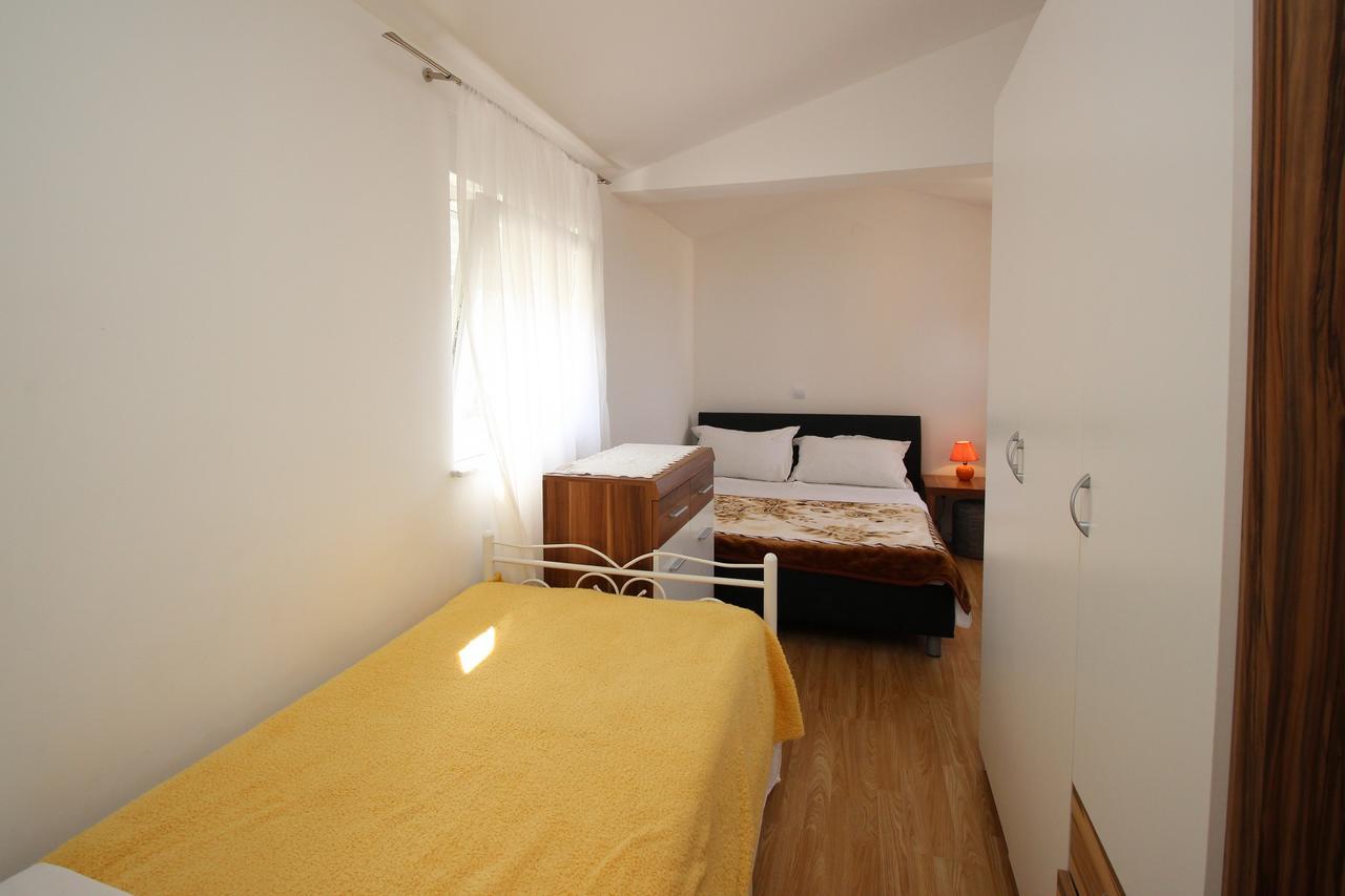 Apartments Koritnik Punat Exterior photo